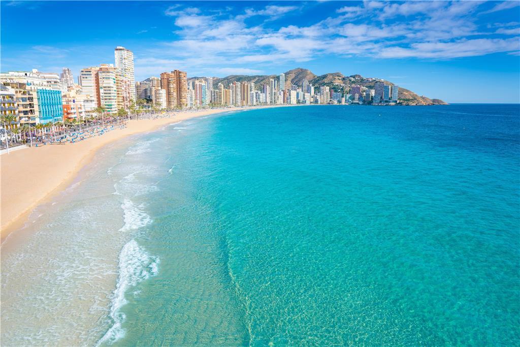 Halley Hotel & Apartments Affiliated By Melia Benidorm Exteriör bild