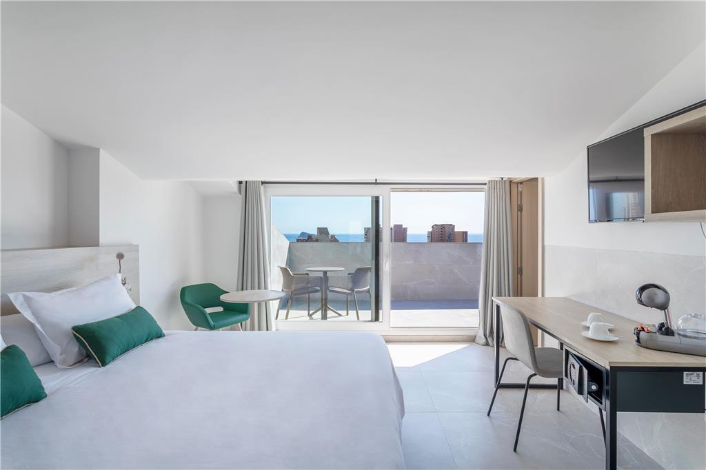 Halley Hotel & Apartments Affiliated By Melia Benidorm Rum bild